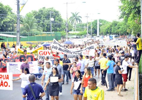 O Dia Nacional de Luta começa a ganhar corpo nas ruas de Manaus